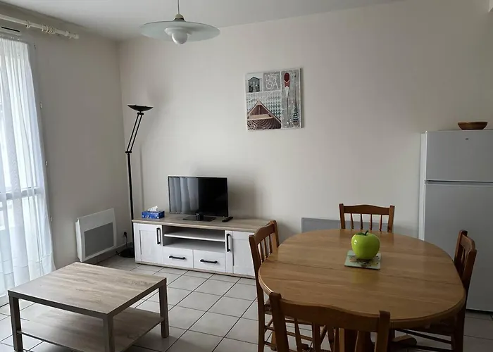 4 Personnes - Parking Inclus - Fr-1-738-54 Apartamento Royan